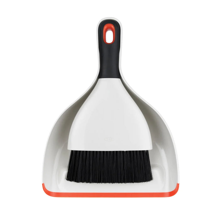 elevenpast dustpan OXO Dustpan and Brush Set 1334480 719812033440