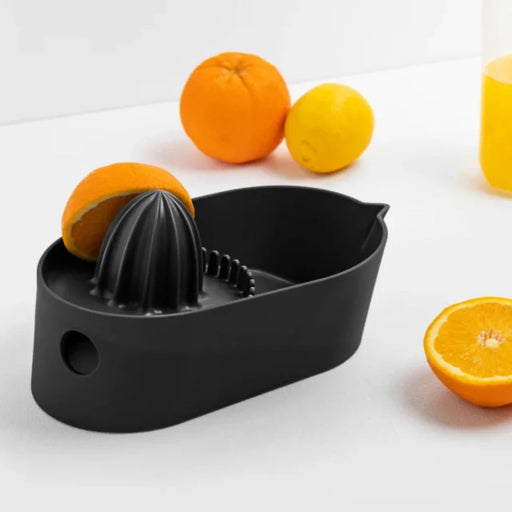 elevenpast juicer Blim Plus Oblo Citrus Juicer