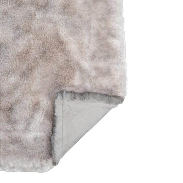 Hertex Haus throw Yukon Fur Throw Matcha | Gravity | Cream