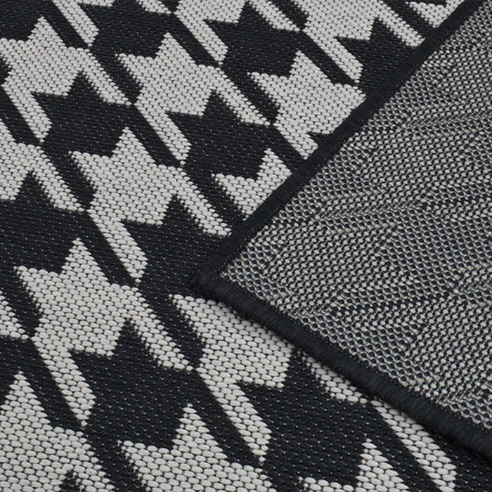 Houndstooth Black Rug | elevenpast