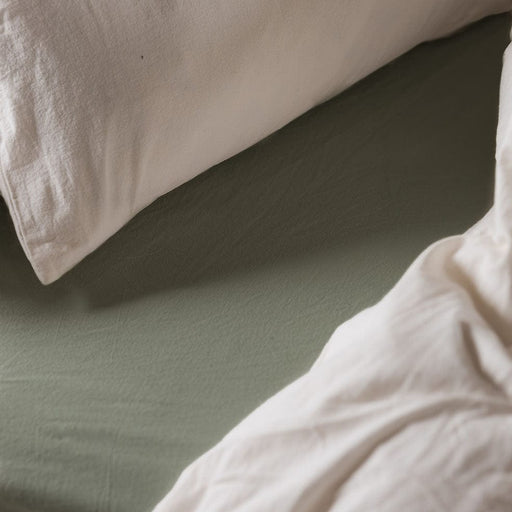 Hertex Haus bed Laurel Pure Organic Fitted Sheet in Cotton, Flint, Natural, Laurel or Peat | King Size BBR03959