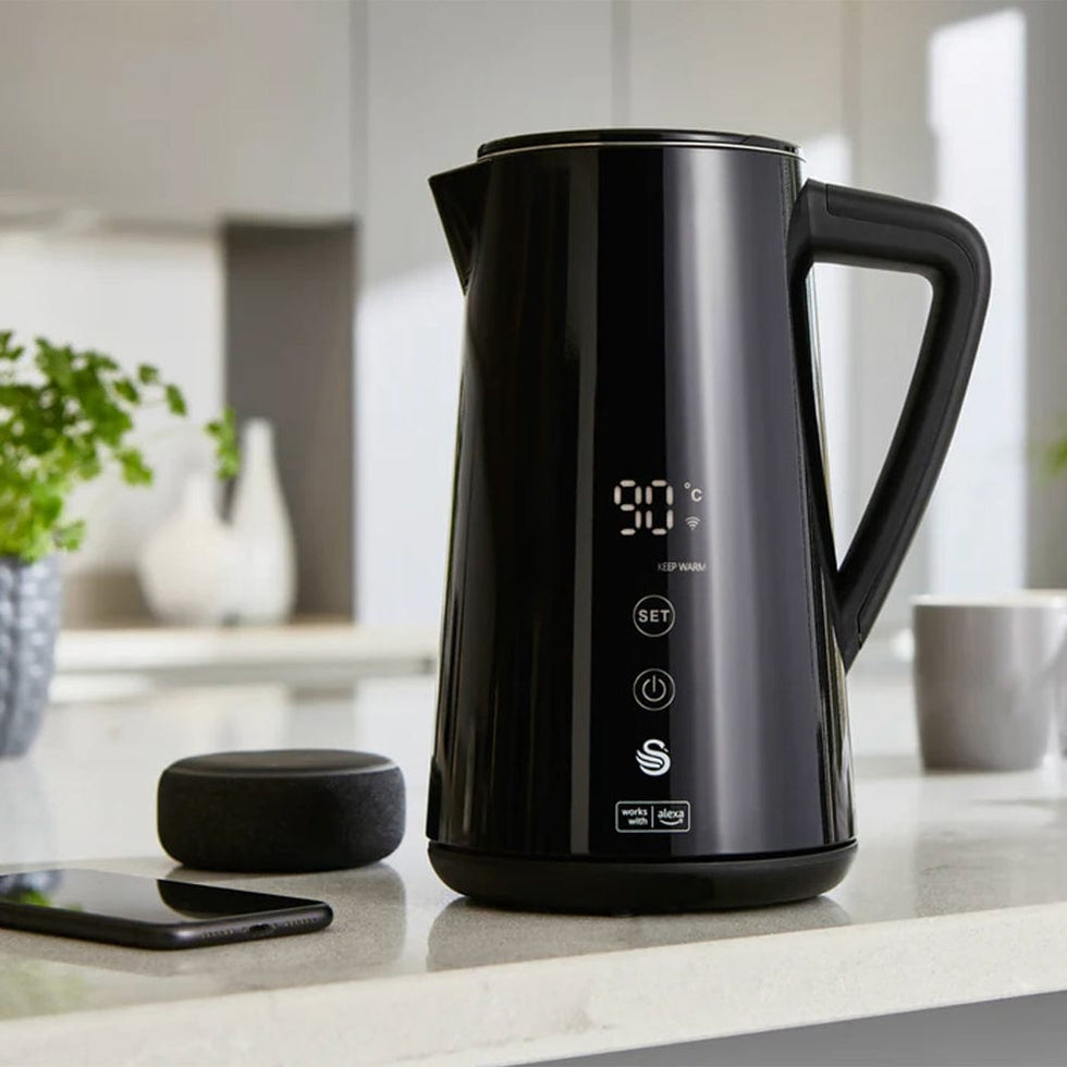 Swan Smart Cordless Kettle Black Alexa Ready elevenpast
