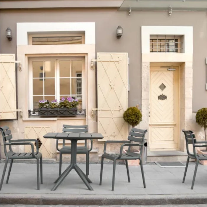 Paris Outdoor Arm Chair - Polypropylene